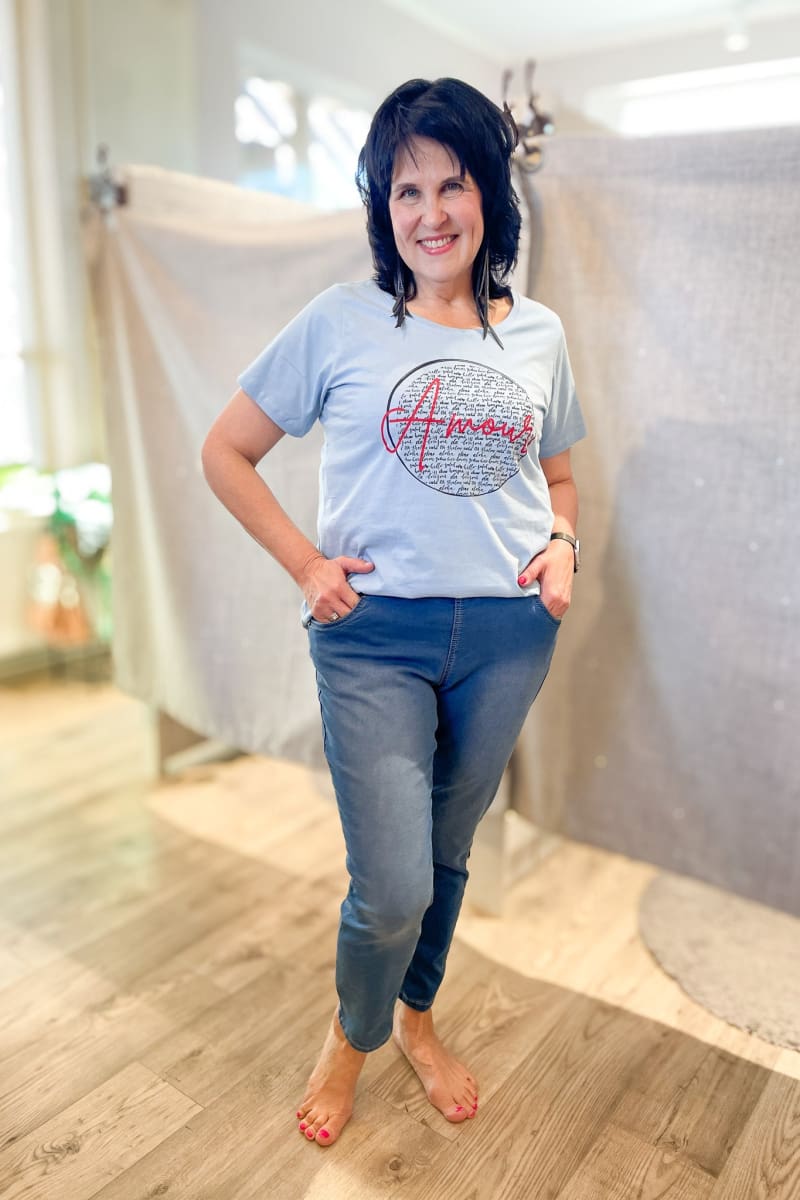 Jeggings Groove Zhenzi. Zhenzin ihanat joustavat housut! Kapea lahje ja korkea vyötärö. Leveä vyötärökaistale tukee keskivartaloa