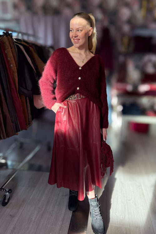 Tekstiilinahkainen hame vyöllä | burgundy | hame | pikku-riikka